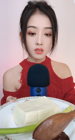 快手助眠主播秋菊资料介绍