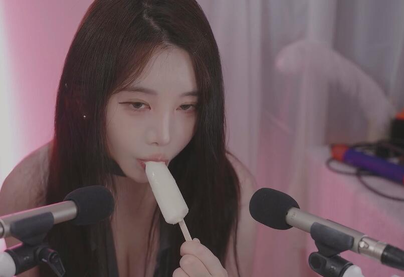 "沉浸式女友体验!Yoonying《ASMR女友发型店》如何用声音‘欺骗’你的大脑?"
