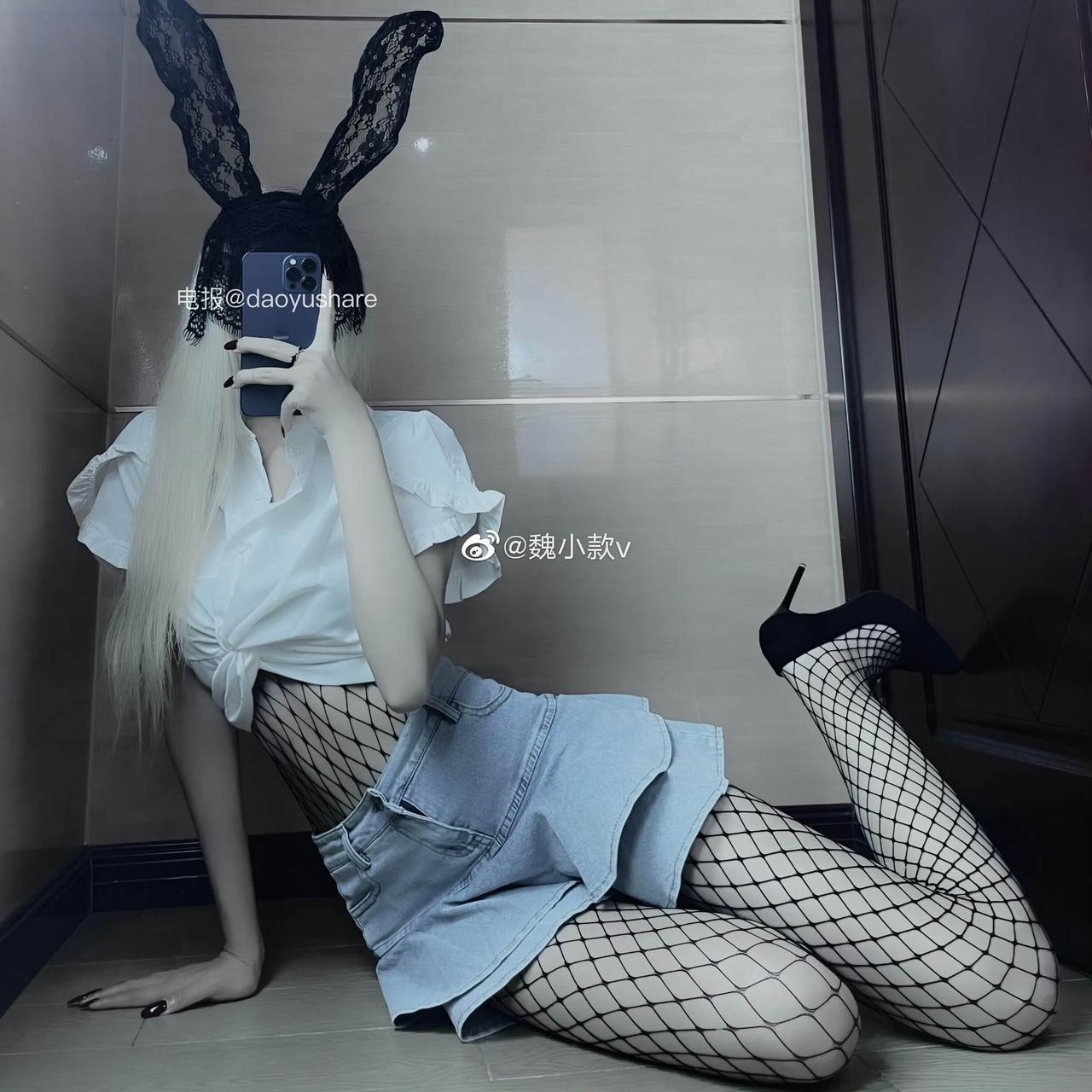 抖音魏小款v岛遇日常:魏是她的姓,小款是她的名,v是她的态度,这个女孩把真实和自信揉在了一起