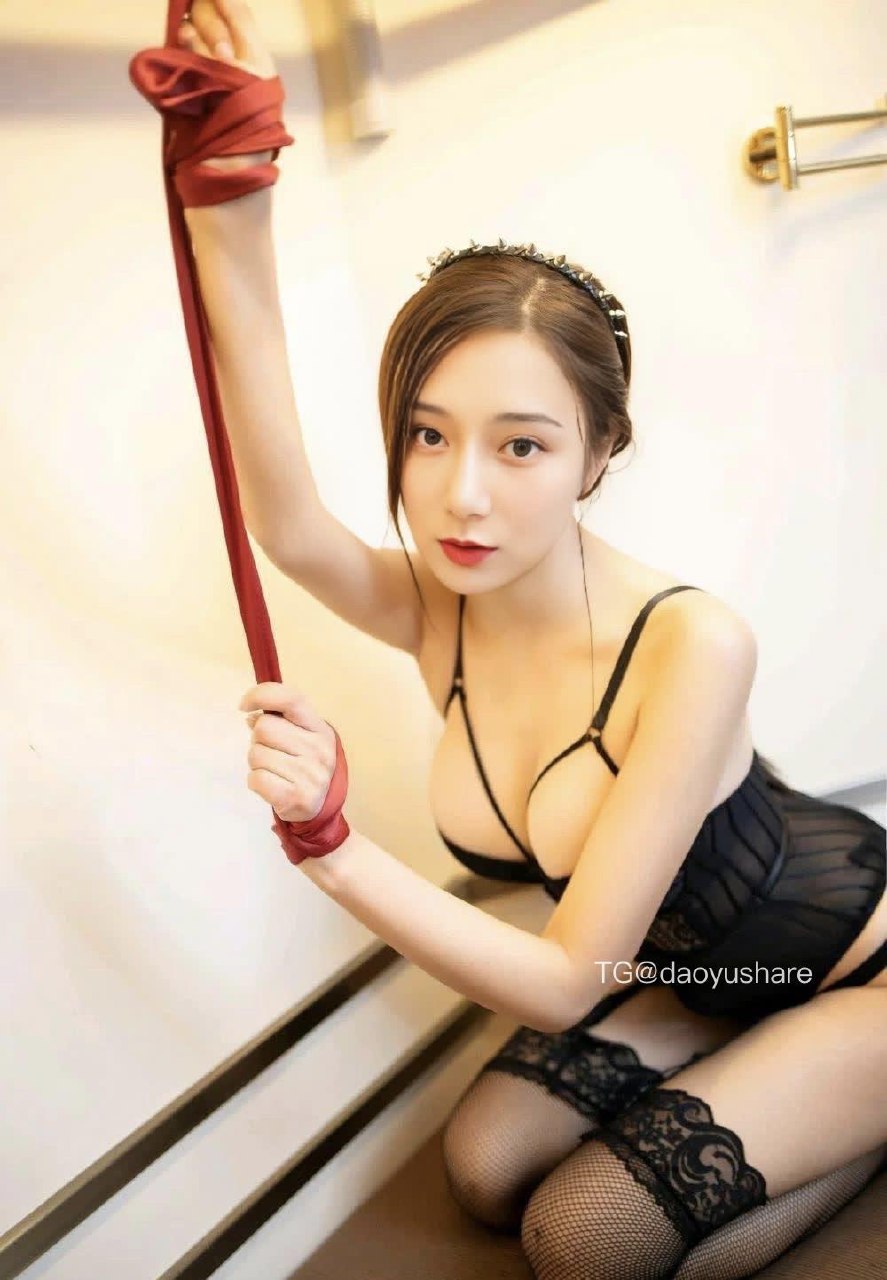 抖音兔叽密语空间日常:兔叽是兔子的可爱发音,这个女孩把萌感和可爱揉在了一起