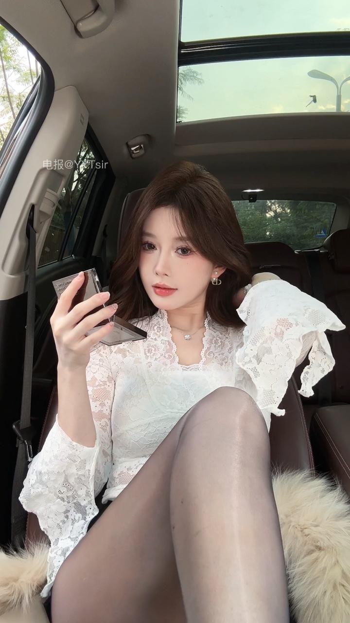 抖音陈诺Nano铁粉空间日常:陈诺是她的真名,Nano是她的英文名,这个女孩把真实和科技感揉在了一起